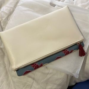 NWOT Rachel pally reversible clutch